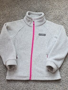 Columbia Light Gray Fleece Jacket with Hot Pink Zipper